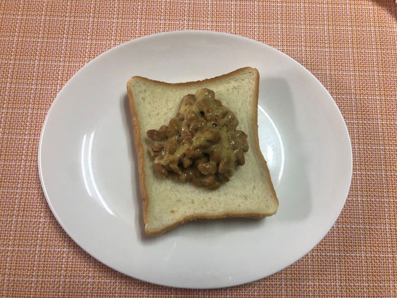 納豆食パンマヨネーズのレシピ